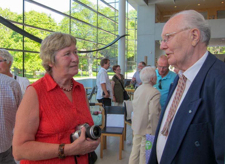 Satura apraksts (notikums, personas)